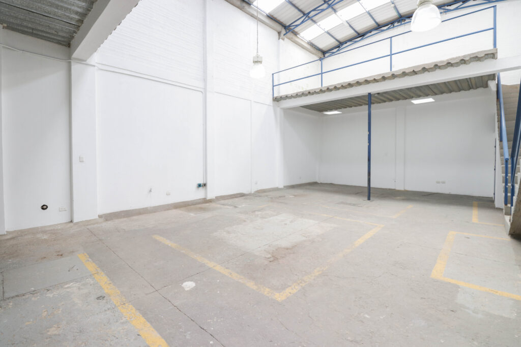 Bodega en Arriendo | Barrios Unidos | 287 m2 — foto 10