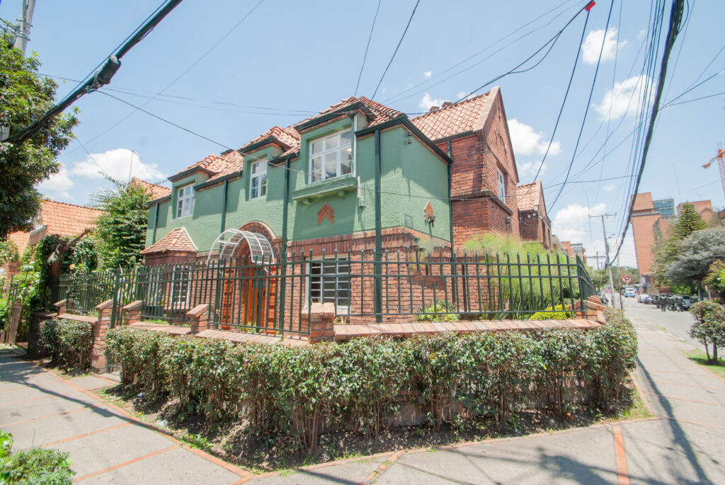 Casa Oficina en Arriendo | Quinta Camacho | 204 m2 — foto 1