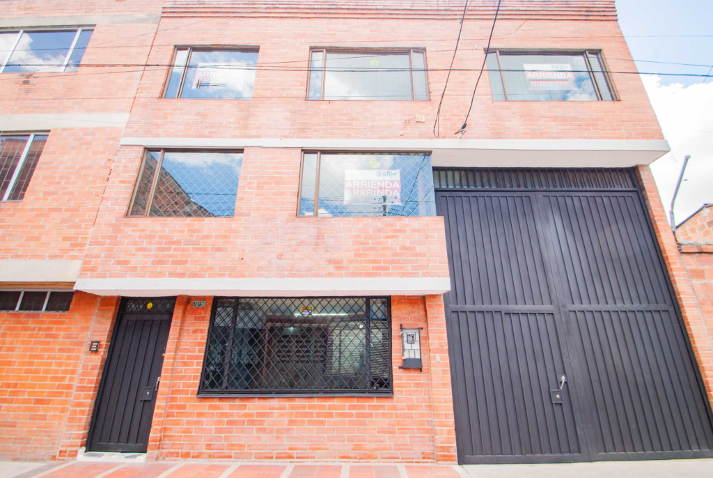 Oficina en Arriendo | La Cabaña | 140 m2 — foto 1