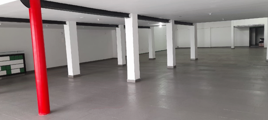 Local en Arriendo | Los Andes | 680 m2 — foto 3