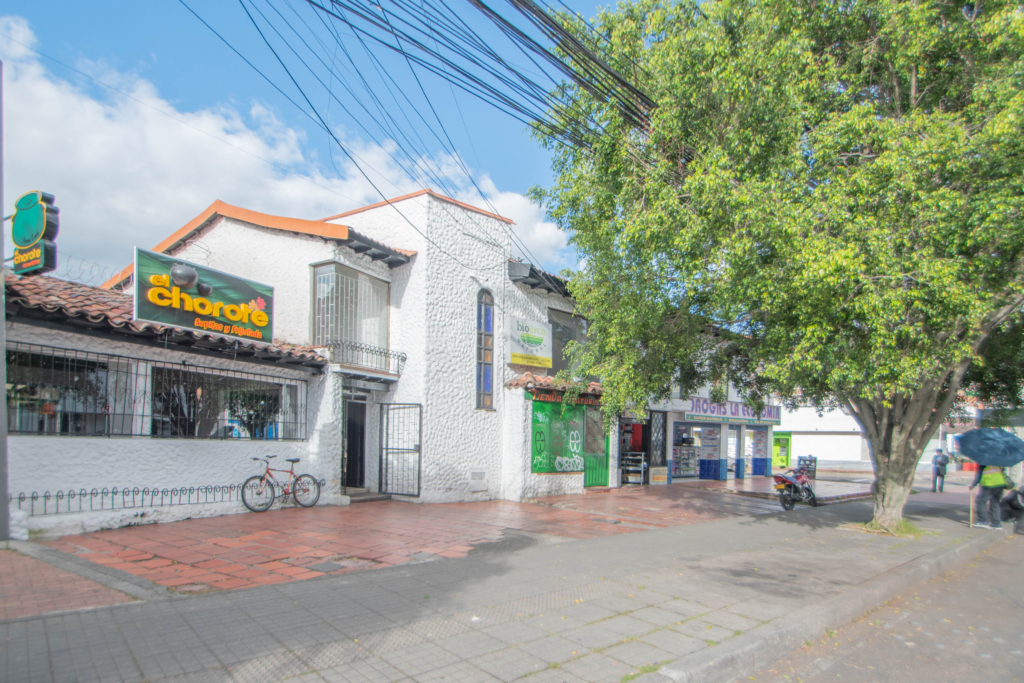 Casa-Local en Venta | Cedritos | 724 m2 — foto 1