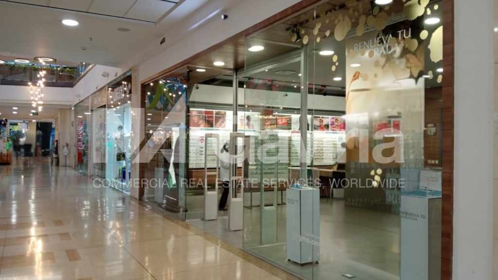 Local en Venta | Mirandela | 130 m2 — foto 1