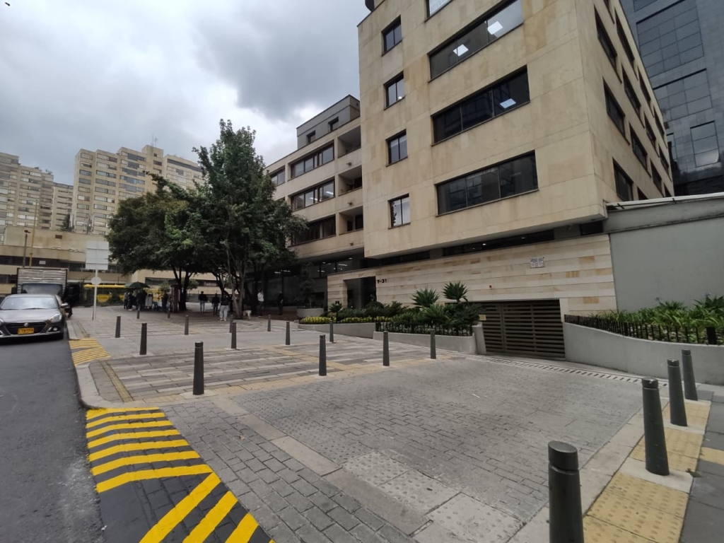 Oficina en Arriendo | El Nogal | 105 m2 — foto 1