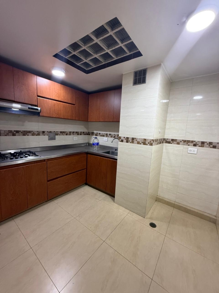 Local en Venta | Barrios Unidos | 404 m2 — foto 17