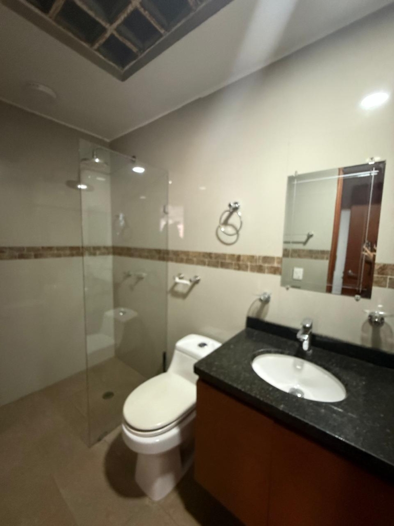 Local en Venta | Barrios Unidos | 404 m2 — foto 18