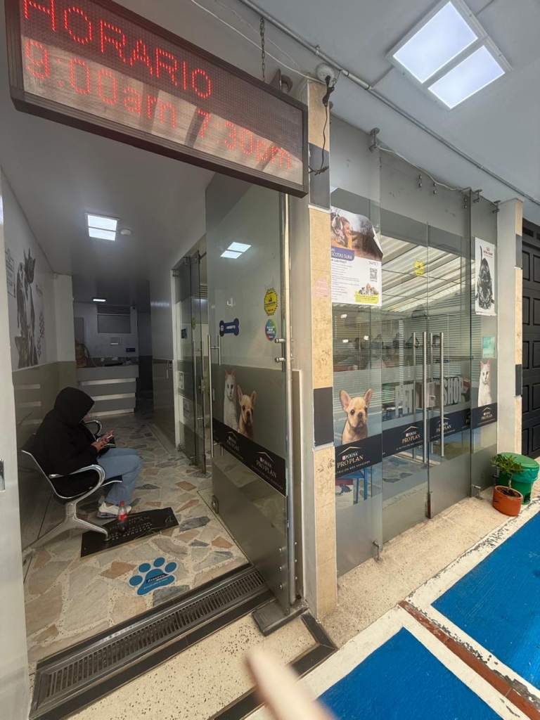 Local en Venta | Barrios Unidos | 404 m2 — foto 3