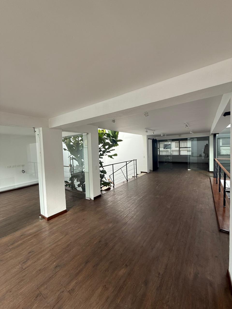 Local en Arriendo | Rosales | 350 m2