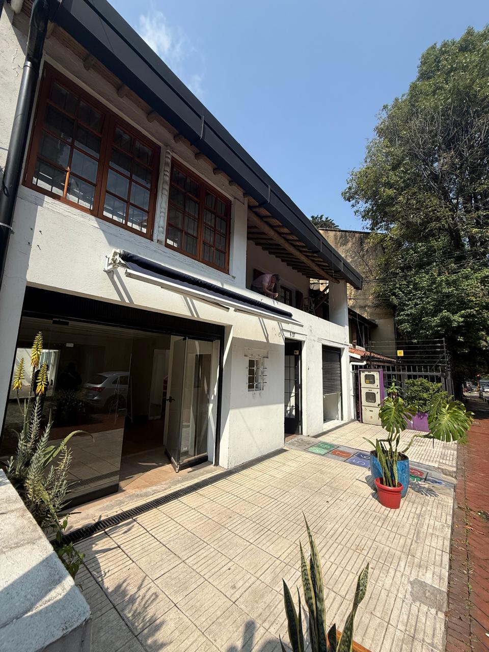 Local en Arriendo | Rosales | 312 m2