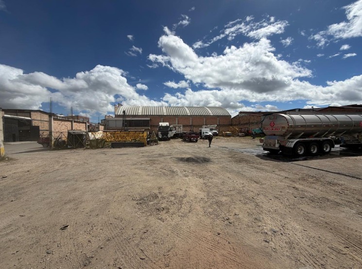 Bodega en Arriendo | Mosquera | 2000 m2