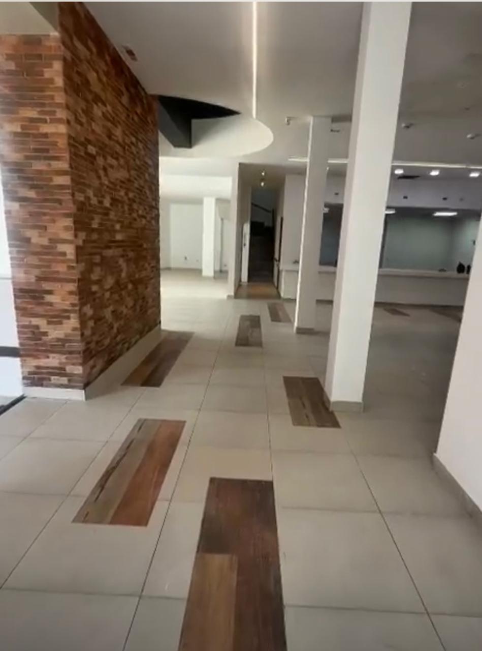 Local en Arriendo | Usaquén | 873 m2